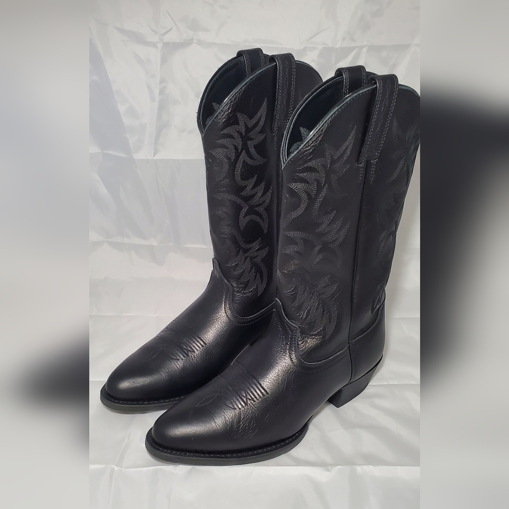 NEW Ariat Men's Heritage R Toe Western Boot SIZE 9.5 EE
